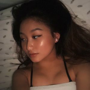 Meet your Posher, Elisa